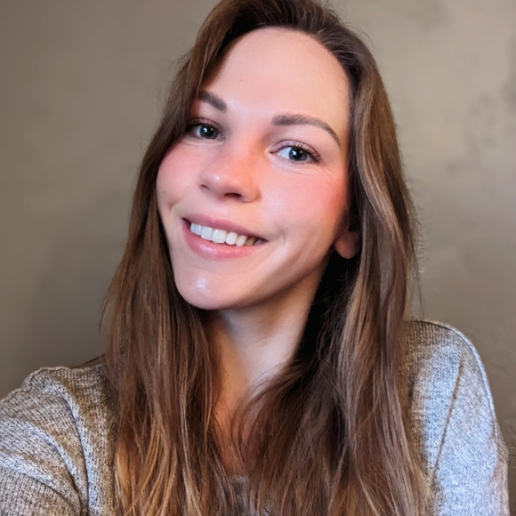 Meet your Posher, Azalea - Picture 1 of 1